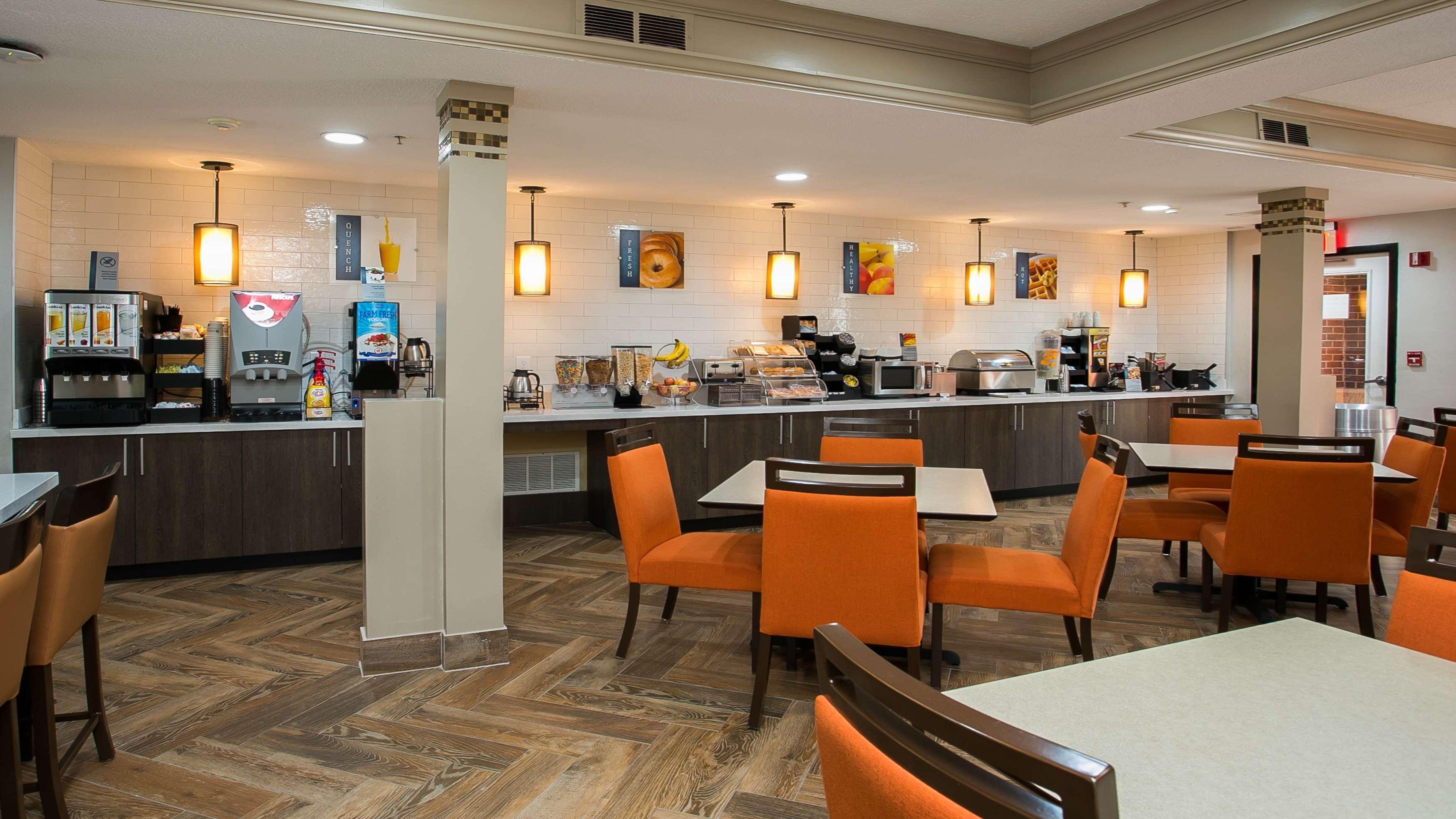 Best Western Plus Addison/Dallas Hotel Zewnętrze zdjęcie